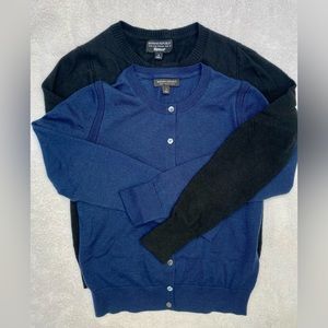 2 Banana Republic long sleeve button cardigan size S